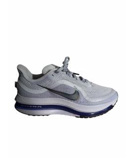 NIKE Низкие кроссовки / кеды