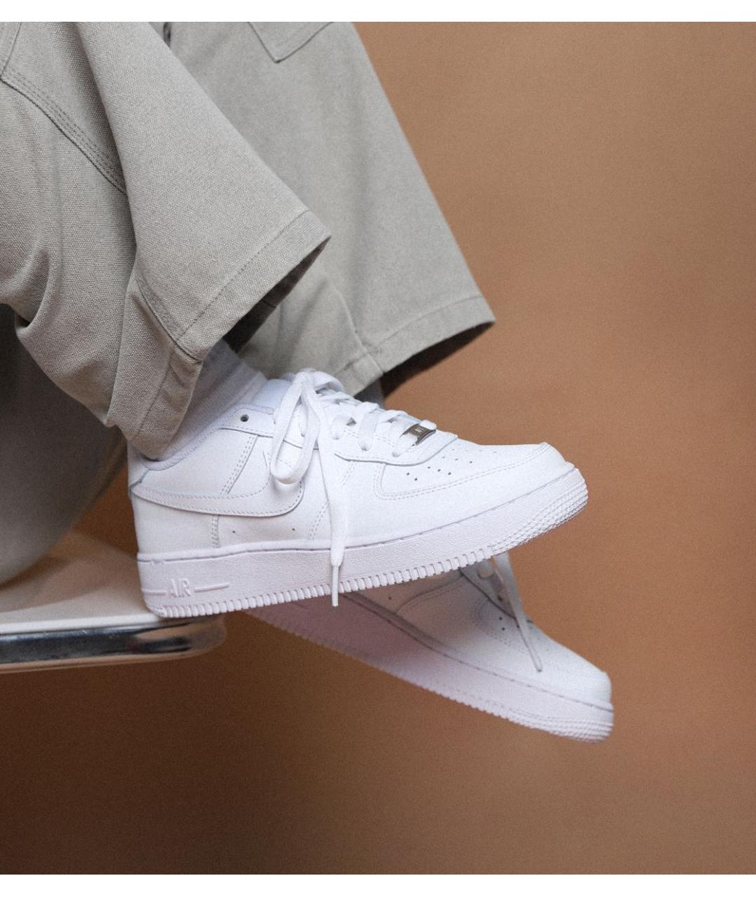 NIKE Белые кожаные низкие кроссовки / кеды, фото 2