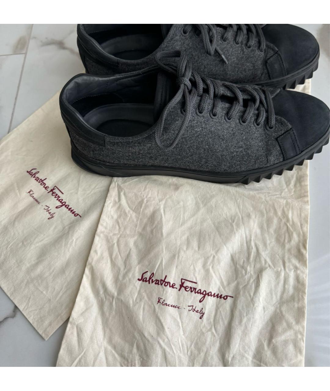 FERRAGAMO Антрацитовые нубуковые низкие кроссовки / кеды, фото 6