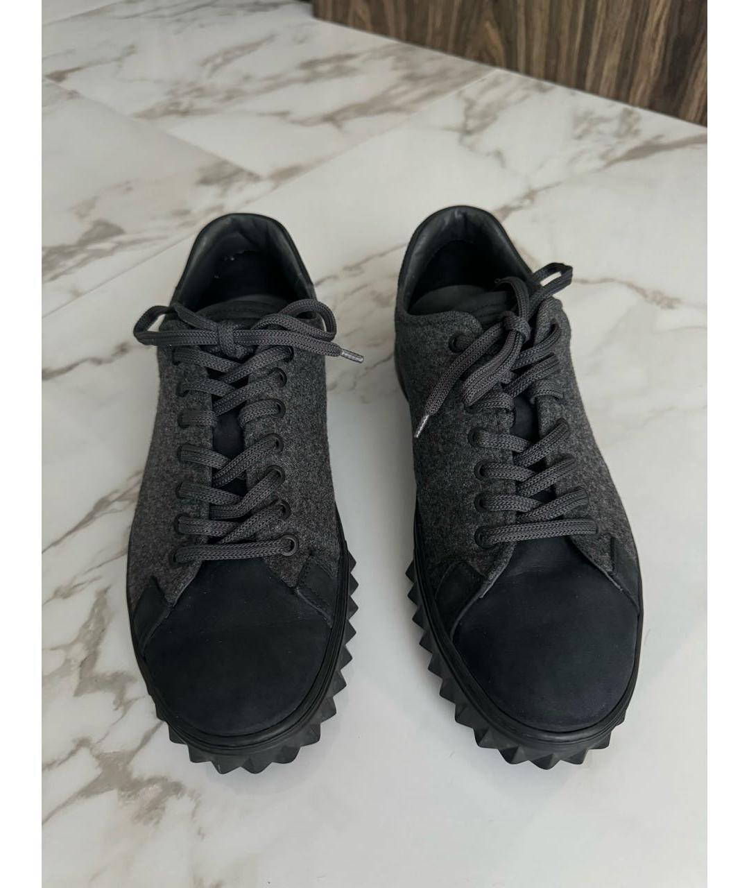 FERRAGAMO Антрацитовые нубуковые низкие кроссовки / кеды, фото 2