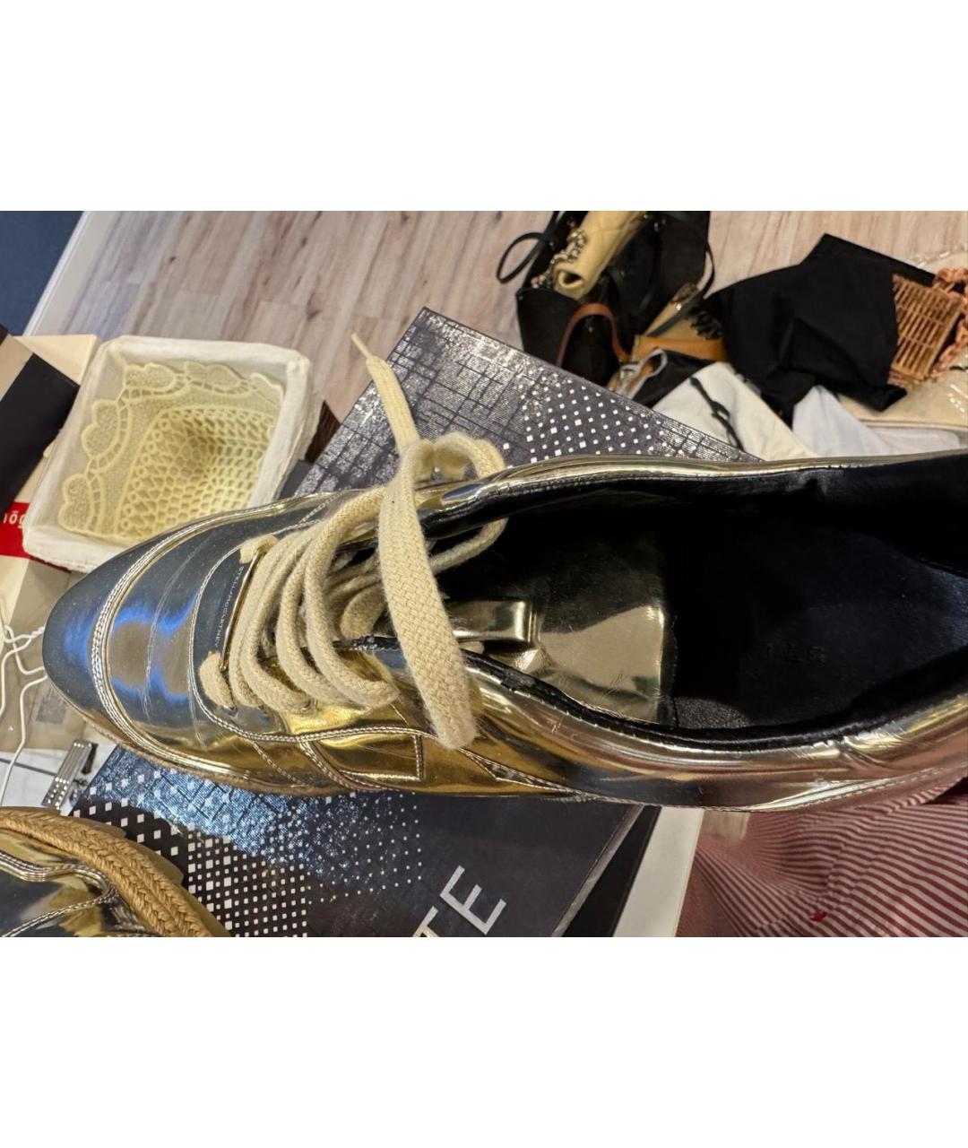 STELLA MCCARTNEY Золотые кроссовки из лакированной кожи, фото 2
