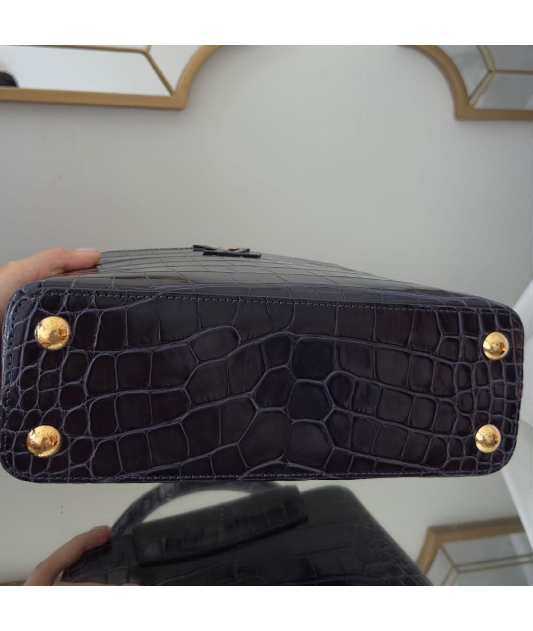 LOUIS VUITTON Темно-синяя сумка с короткими ручками из экзотической кожи, фото 6