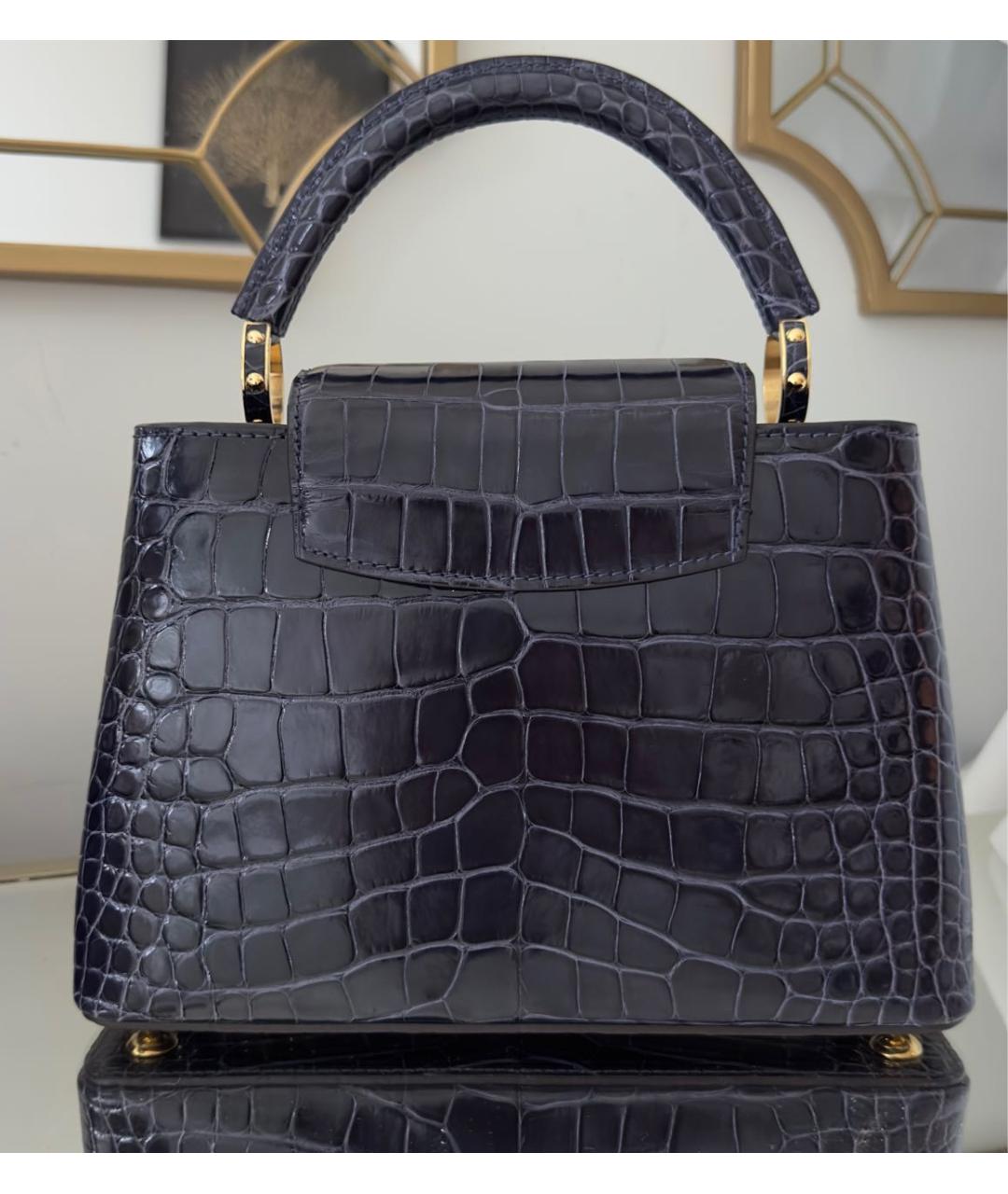 LOUIS VUITTON Темно-синяя сумка с короткими ручками из экзотической кожи, фото 3