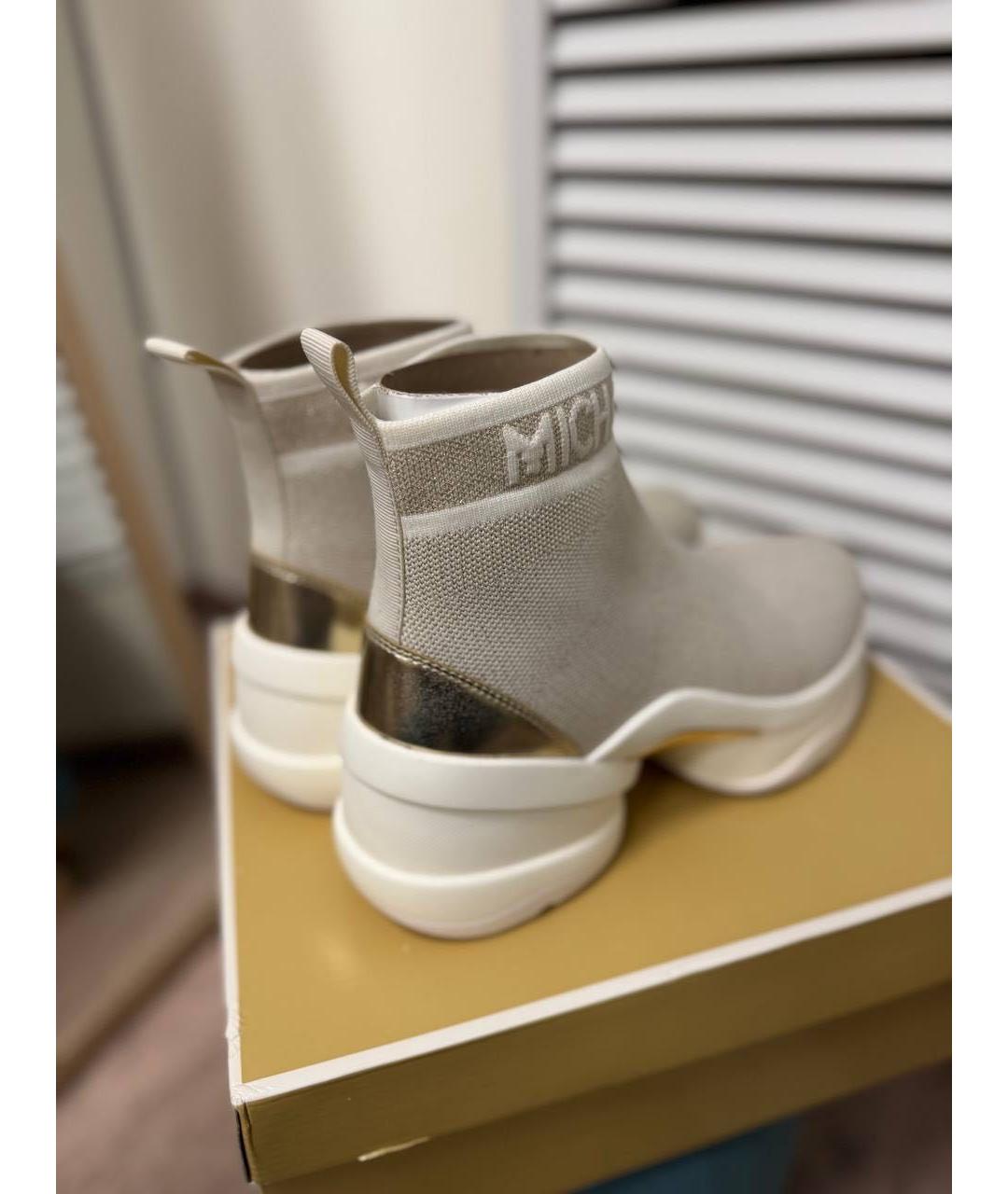 MICHAEL KORS Бежевые кроссовки, фото 3