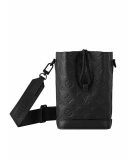 LOUIS VUITTON Сумка на плечо
