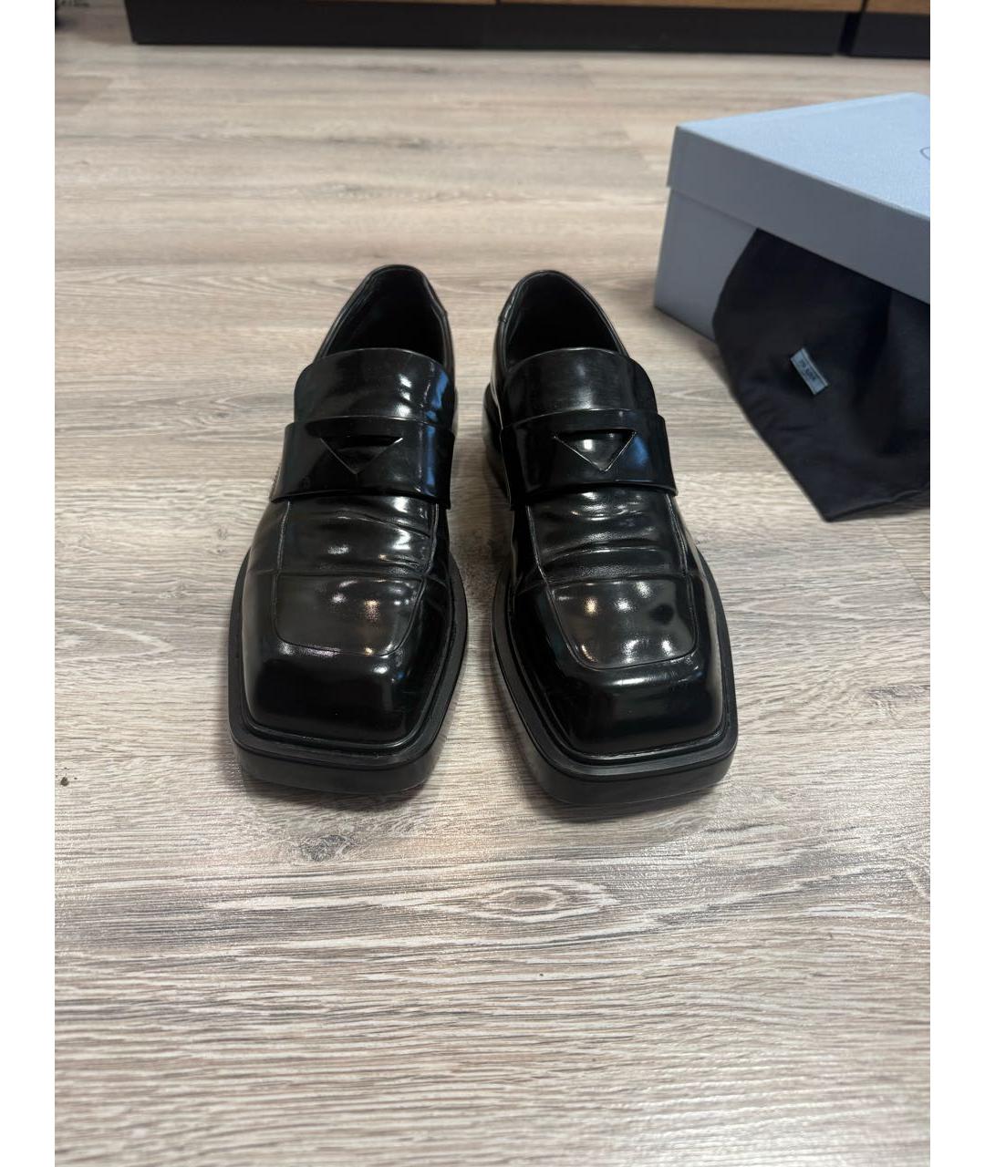 PRADA Черные кожаные лоферы, фото 2