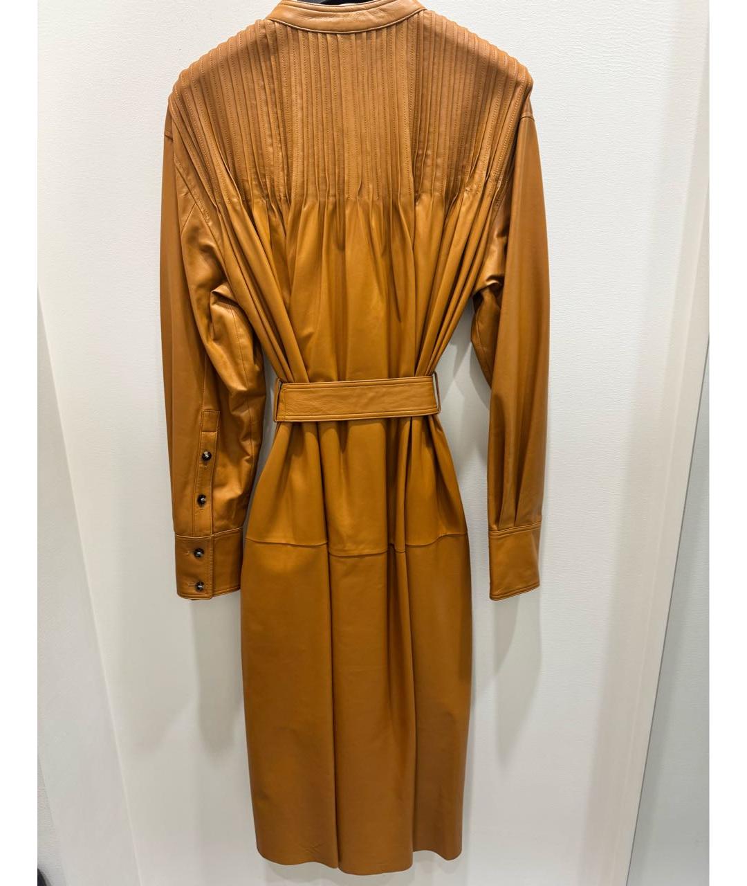 PROENZA SCHOULER Горчичное кожаное повседневное платье, фото 2