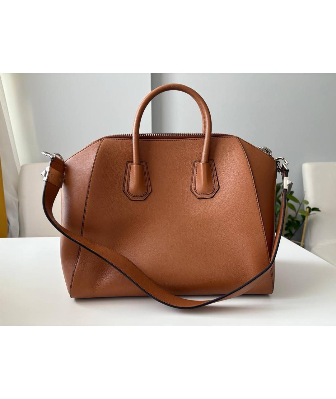 GIVENCHY Коричневая кожаная сумка с короткими ручками, фото 3