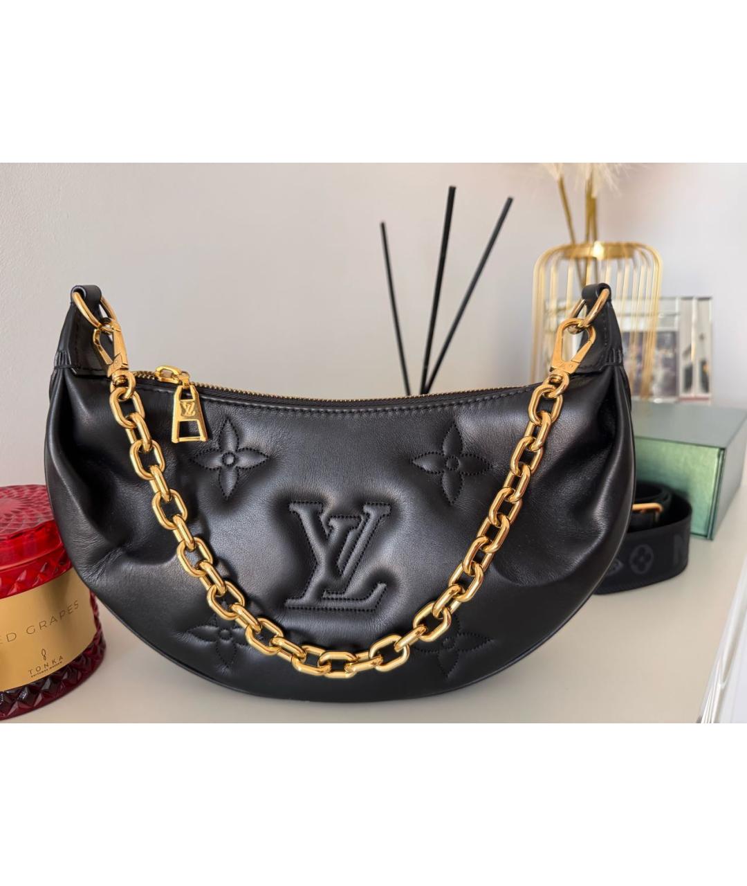 LOUIS VUITTON Черная кожаная сумка с короткими ручками, фото 7