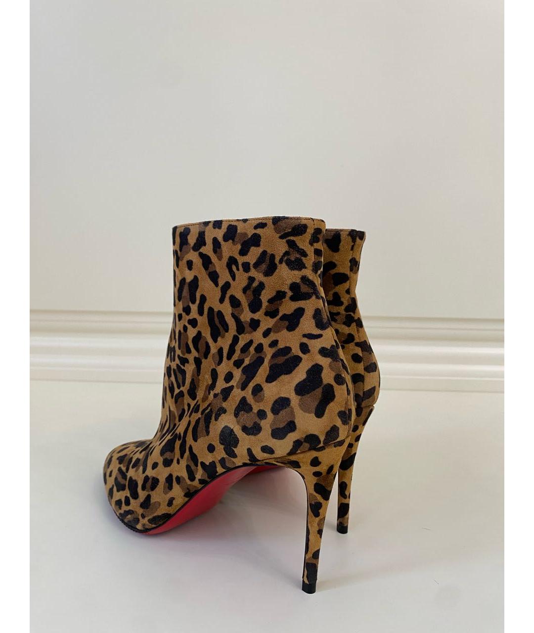 CHRISTIAN LOUBOUTIN Коричневые замшевые ботильоны, фото 4
