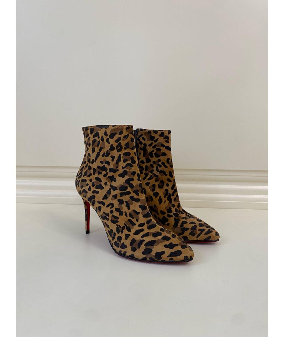 CHRISTIAN LOUBOUTIN Коричневые замшевые ботильоны, фото 2