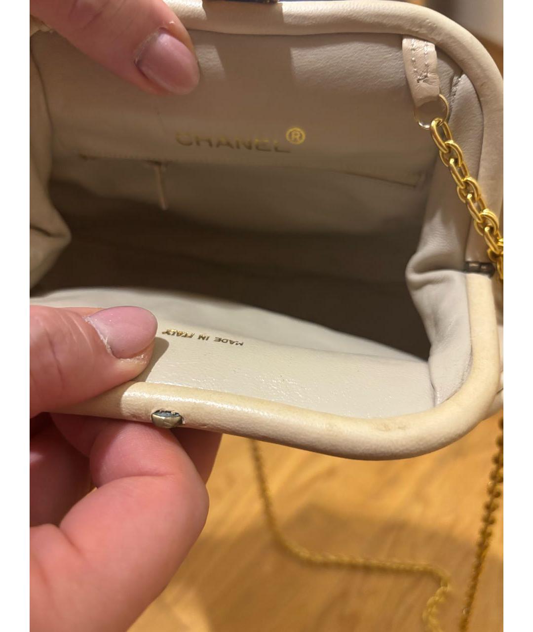 CHANEL Бежевая кожаная сумка через плечо, фото 3