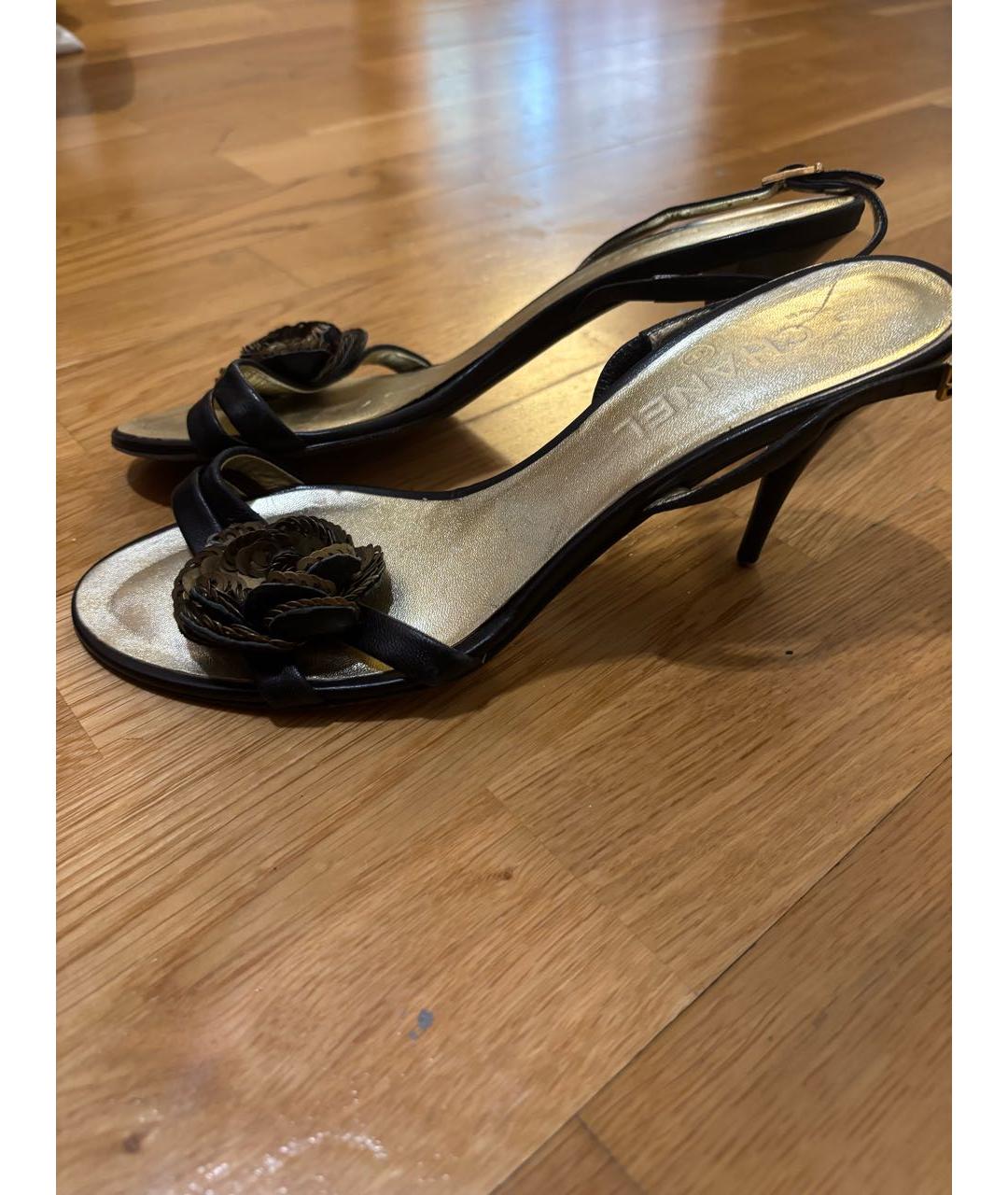 CHANEL Черные кожаные босоножки, фото 5