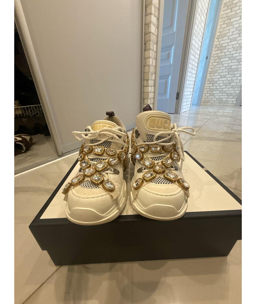 GUCCI Белые кожаные кроссовки, фото 2