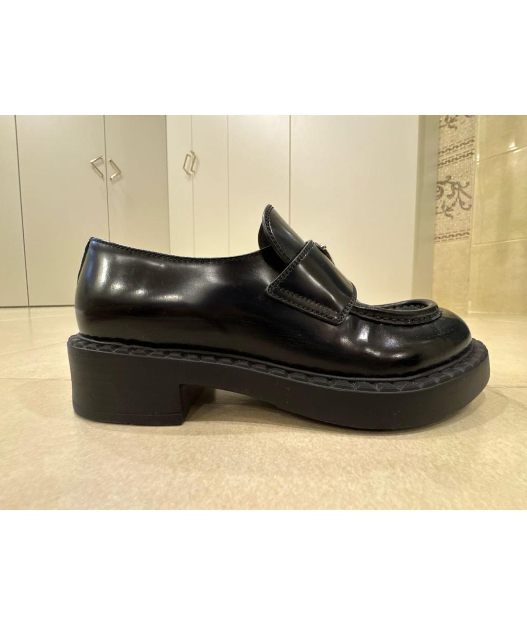 PRADA Черные кожаные лоферы, фото 5