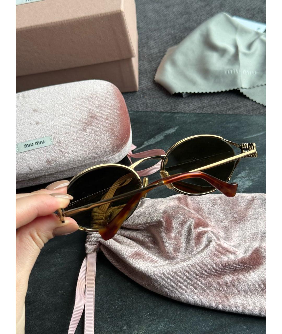 MIU MIU Золотые металлические солнцезащитные очки, фото 2