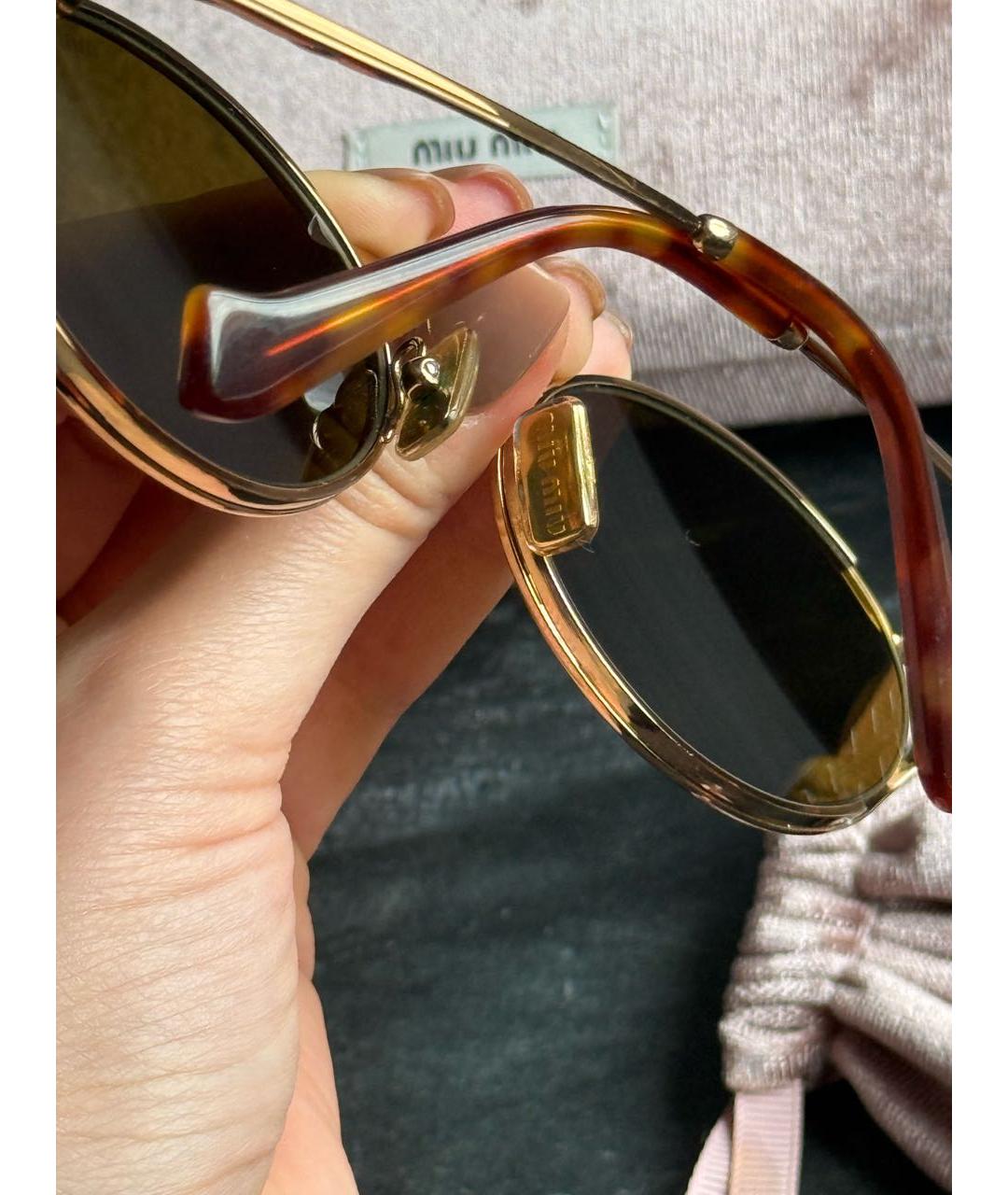 MIU MIU Золотые металлические солнцезащитные очки, фото 7