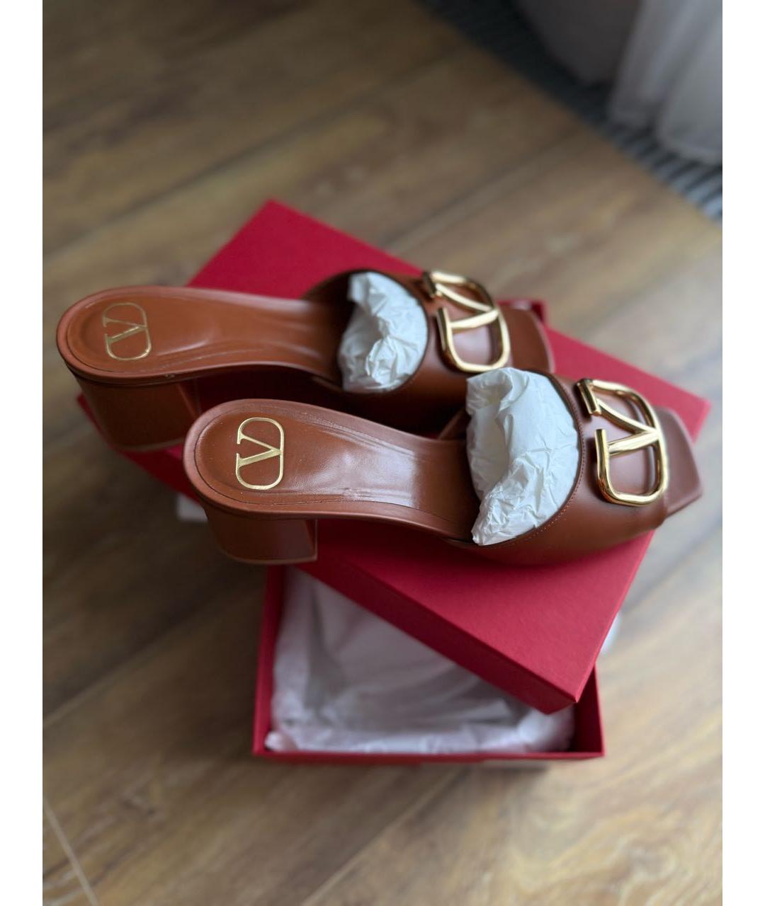 VALENTINO Коричневые кожаные мюли, фото 2