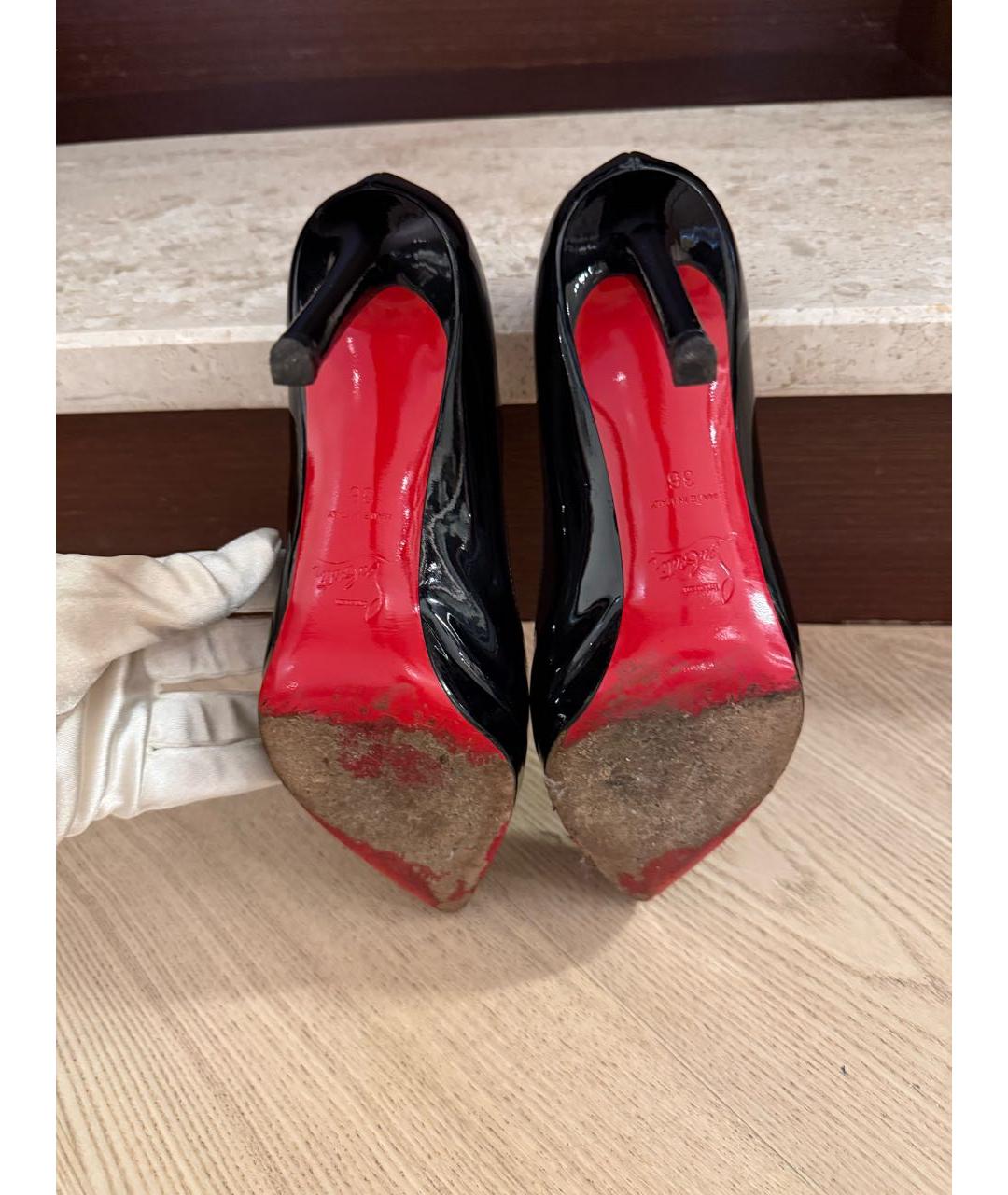 CHRISTIAN LOUBOUTIN Черные туфли из лакированной кожи, фото 4