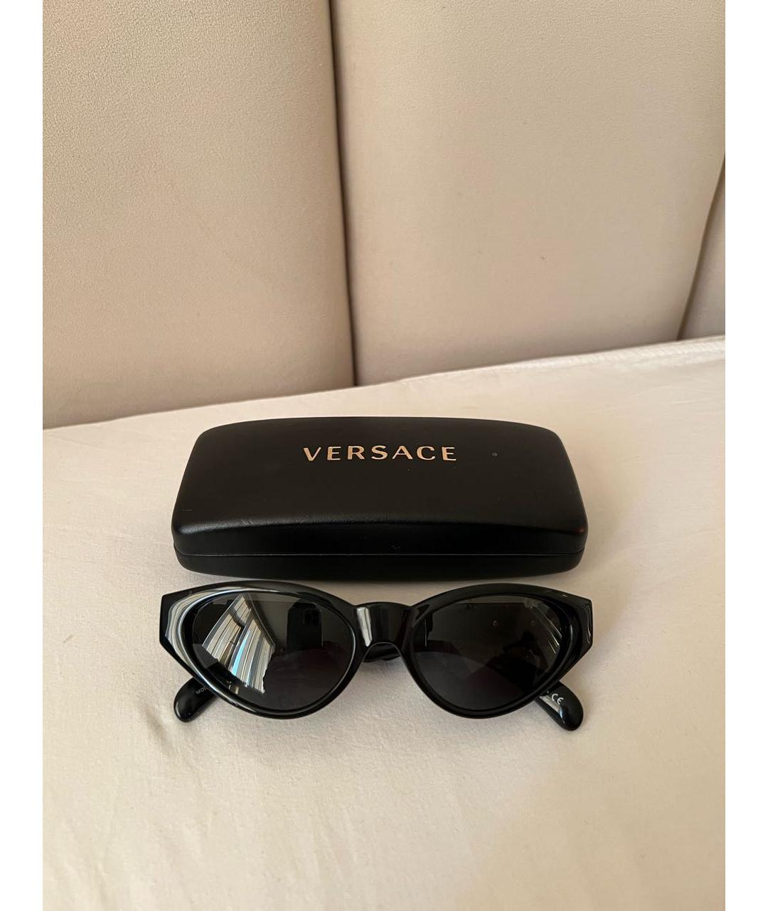 VERSACE Черные пластиковые солнцезащитные очки, фото 4