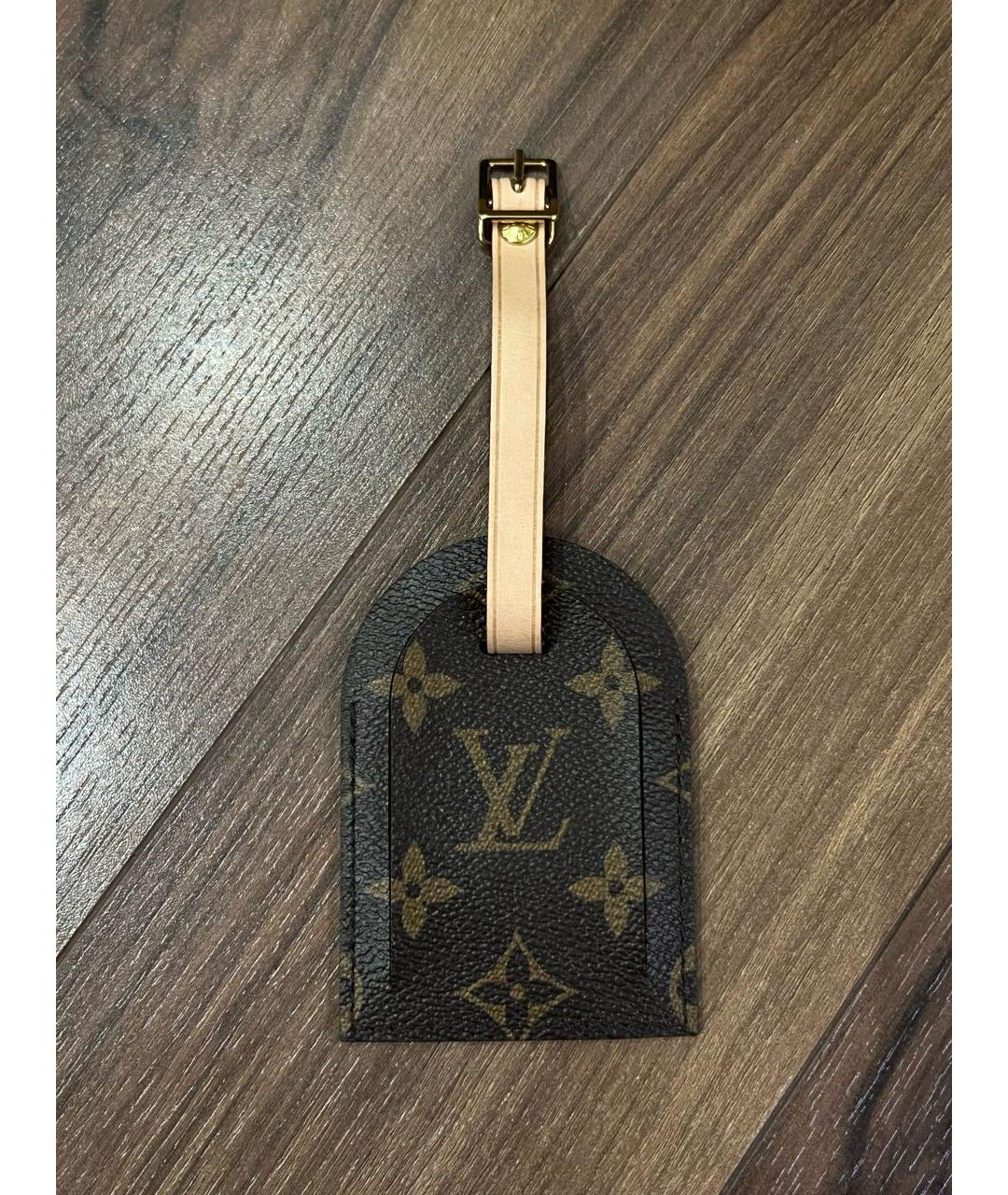 LOUIS VUITTON Коричневый брелок, фото 6