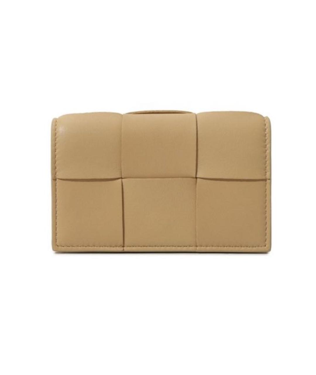 BOTTEGA VENETA Бежевый кожаный кошелек, фото 1