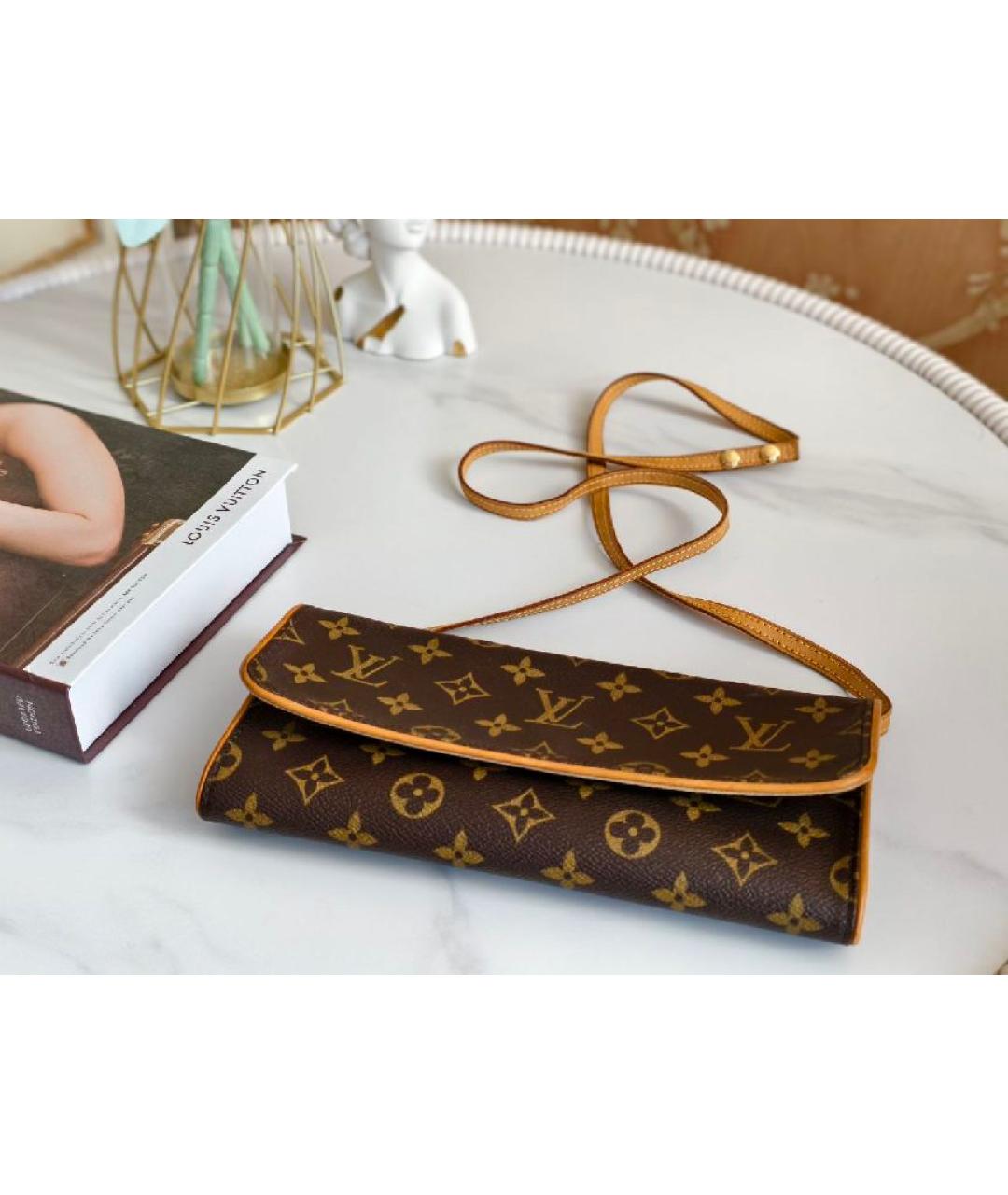 LOUIS VUITTON Коричневая сумка с короткими ручками, фото 6