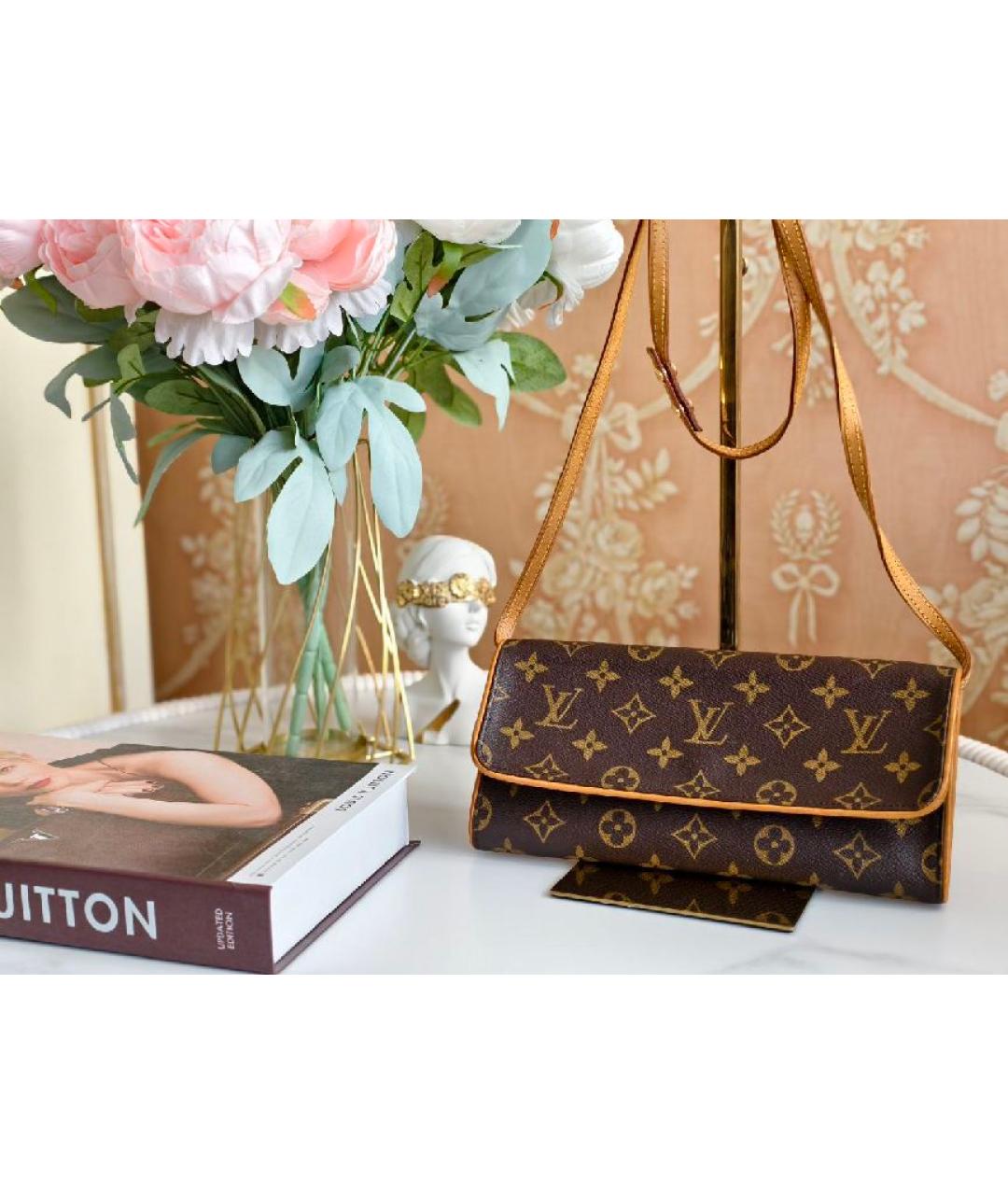 LOUIS VUITTON Коричневая сумка с короткими ручками, фото 7