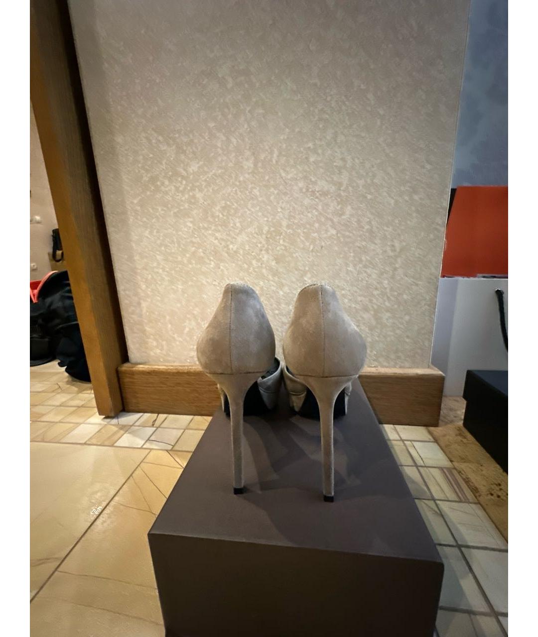 SAINT LAURENT Бежевые замшевые туфли, фото 4