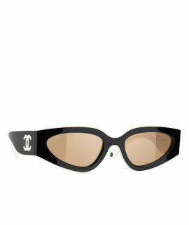 CHANEL Солнцезащитные очки