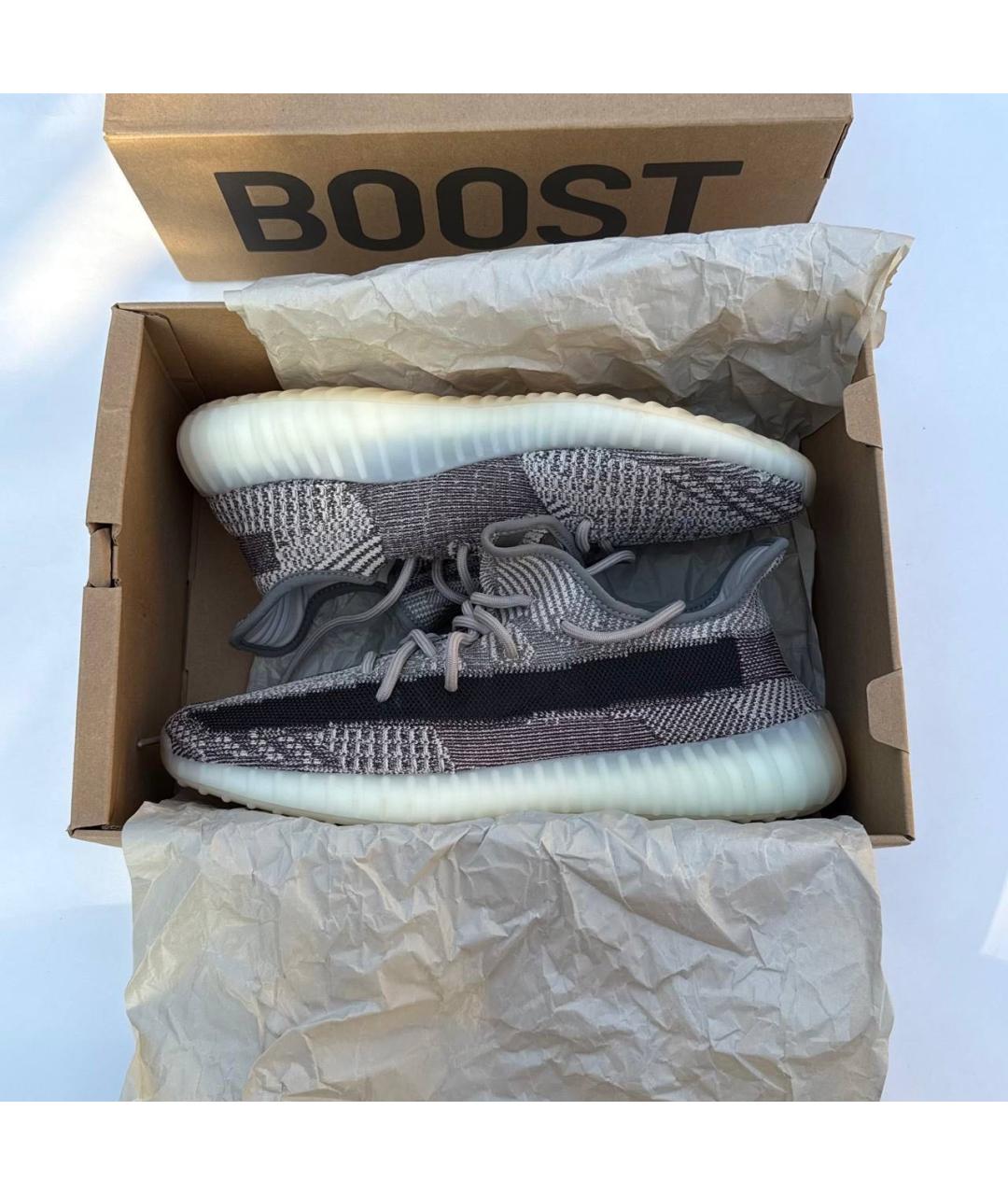 ADIDAS YEEZY Серые текстильные низкие кроссовки / кеды, фото 3