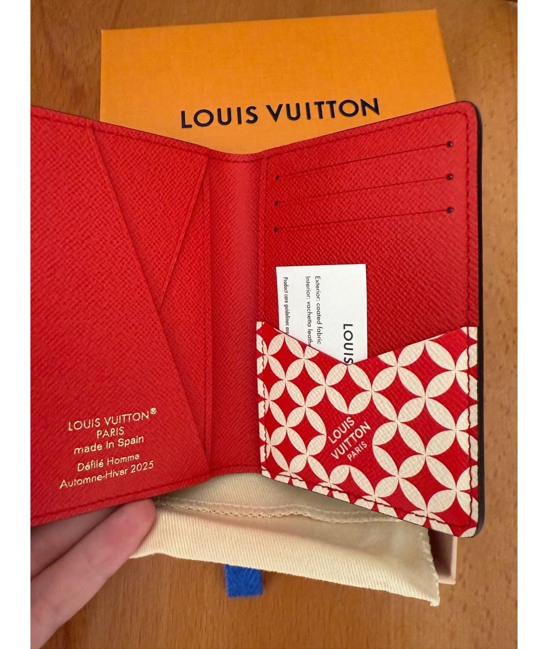 LOUIS VUITTON Коричневый кардхолдер, фото 3