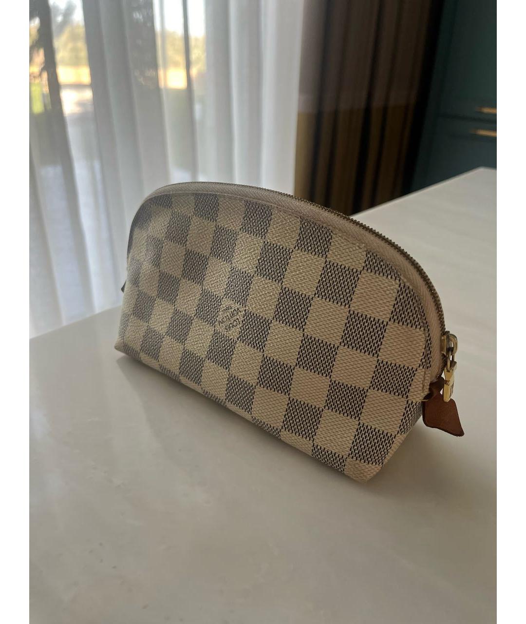 LOUIS VUITTON Бежевая косметичка, фото 3