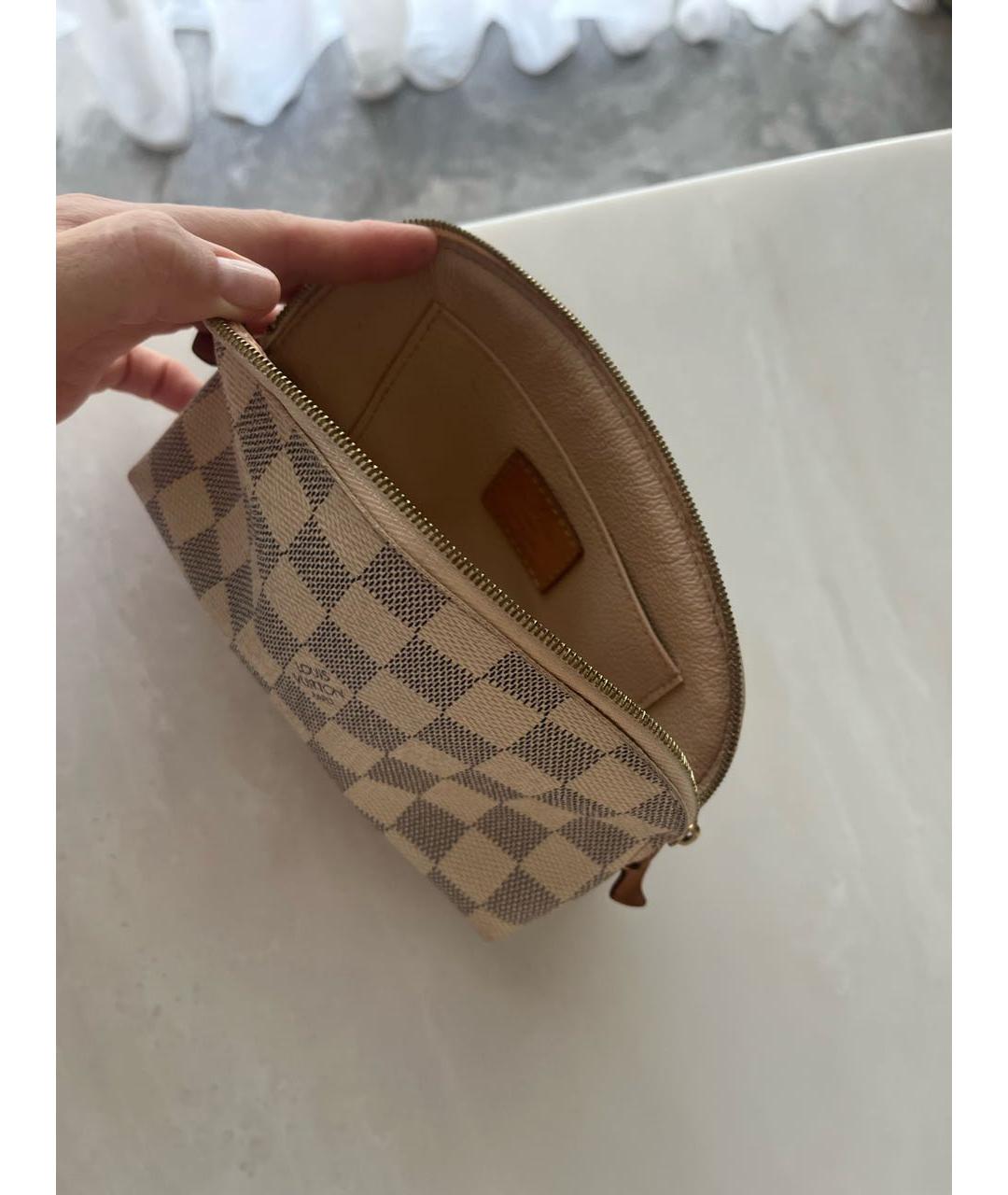 LOUIS VUITTON Бежевая косметичка, фото 4
