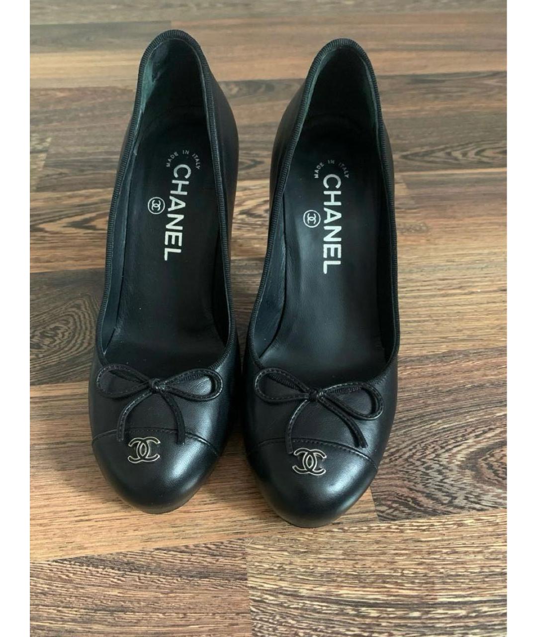 CHANEL Черные кожаные туфли, фото 2