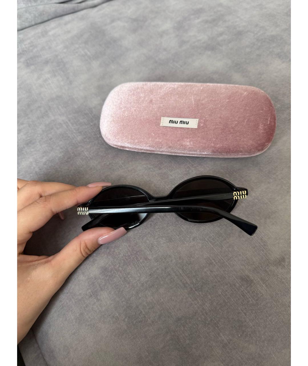 MIU MIU Черные пластиковые солнцезащитные очки, фото 6