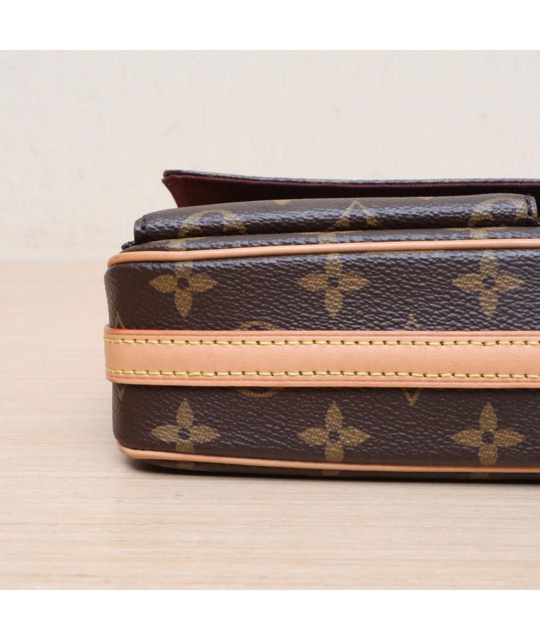 LOUIS VUITTON Коричневая кожаная сумка через плечо, фото 9