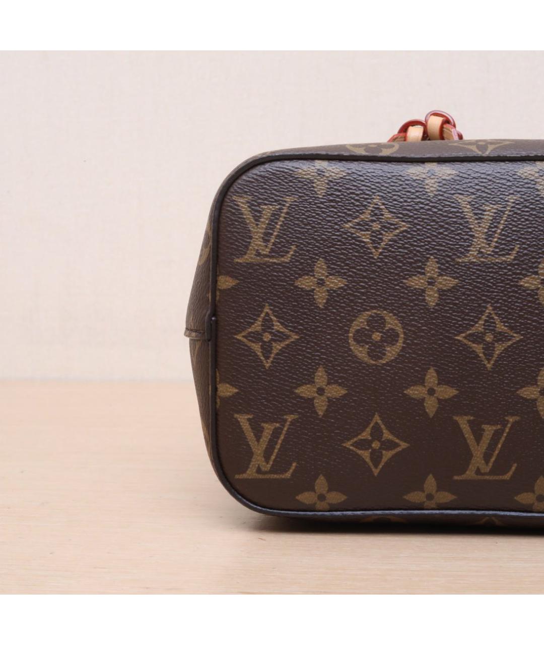LOUIS VUITTON Коричневая кожаная сумка через плечо, фото 9