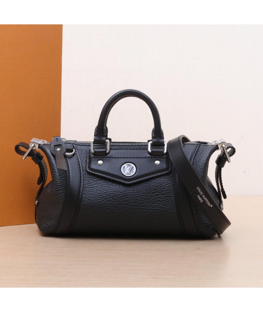 LOUIS VUITTON Черная кожаная сумка через плечо, фото 2