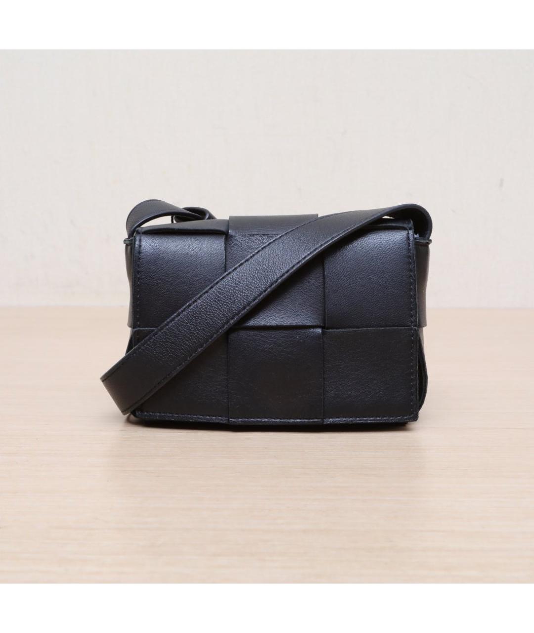 BOTTEGA VENETA Черная кожаная сумка через плечо, фото 3