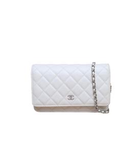 CHANEL Сумка через плечо