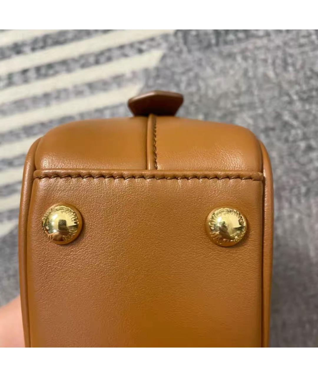 MIU MIU Коричневая кожаная сумка с короткими ручками, фото 5