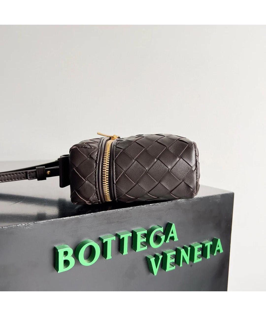 BOTTEGA VENETA Коричневая кожаная сумка с короткими ручками, фото 3
