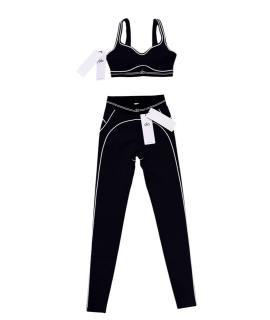 ALO YOGA Спортивные костюмы