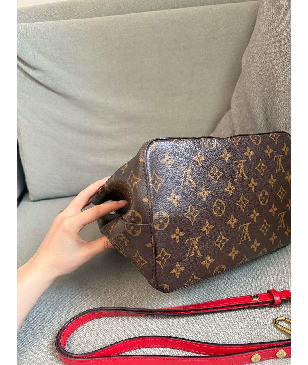 LOUIS VUITTON Коричневая кожаная сумка тоут, фото 7