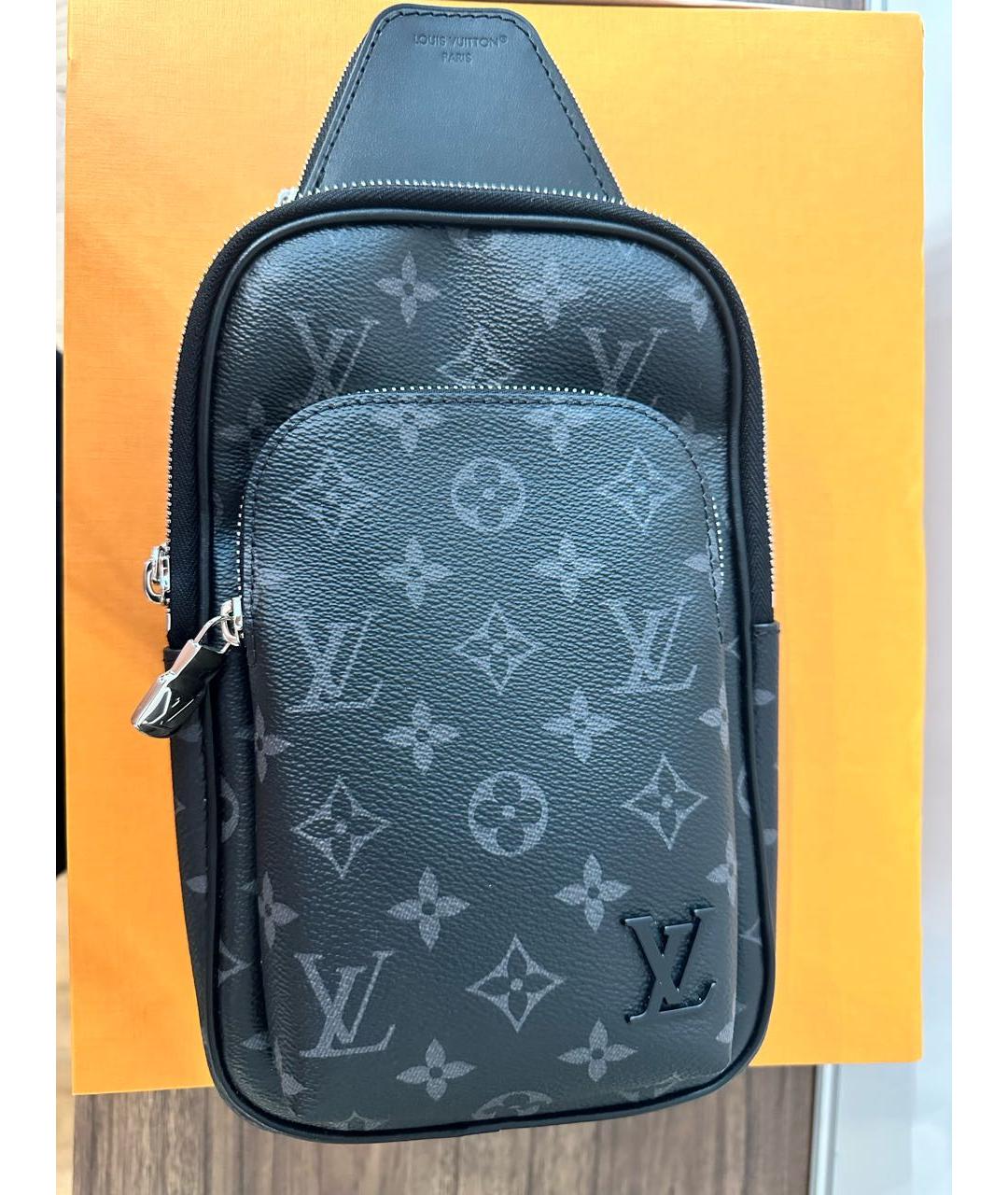 LOUIS VUITTON Черная кожаная поясная сумка, фото 3