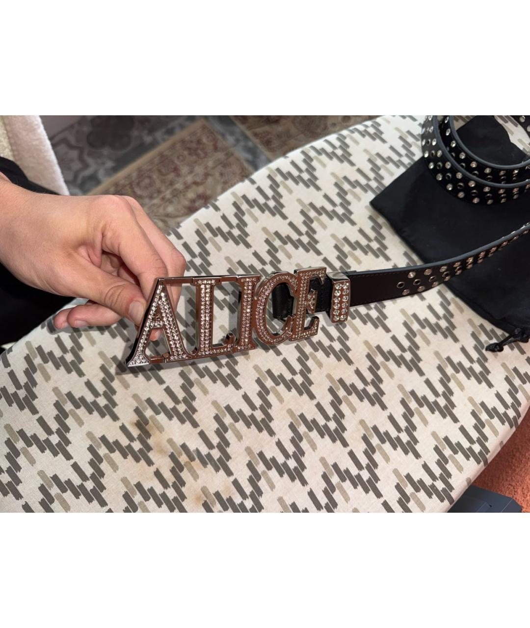 ALICE+OLIVIA Черный ремень из искусственной кожи, фото 2