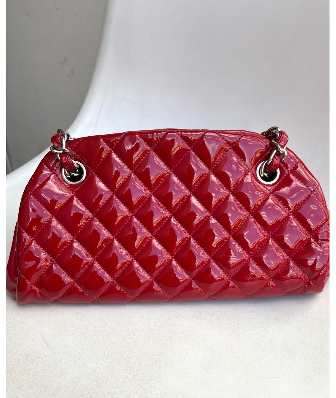 CHANEL Бордовая сумка через плечо из лакированной кожи, фото 3