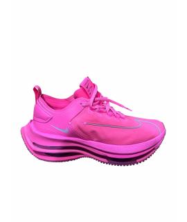 NIKE Кроссовки