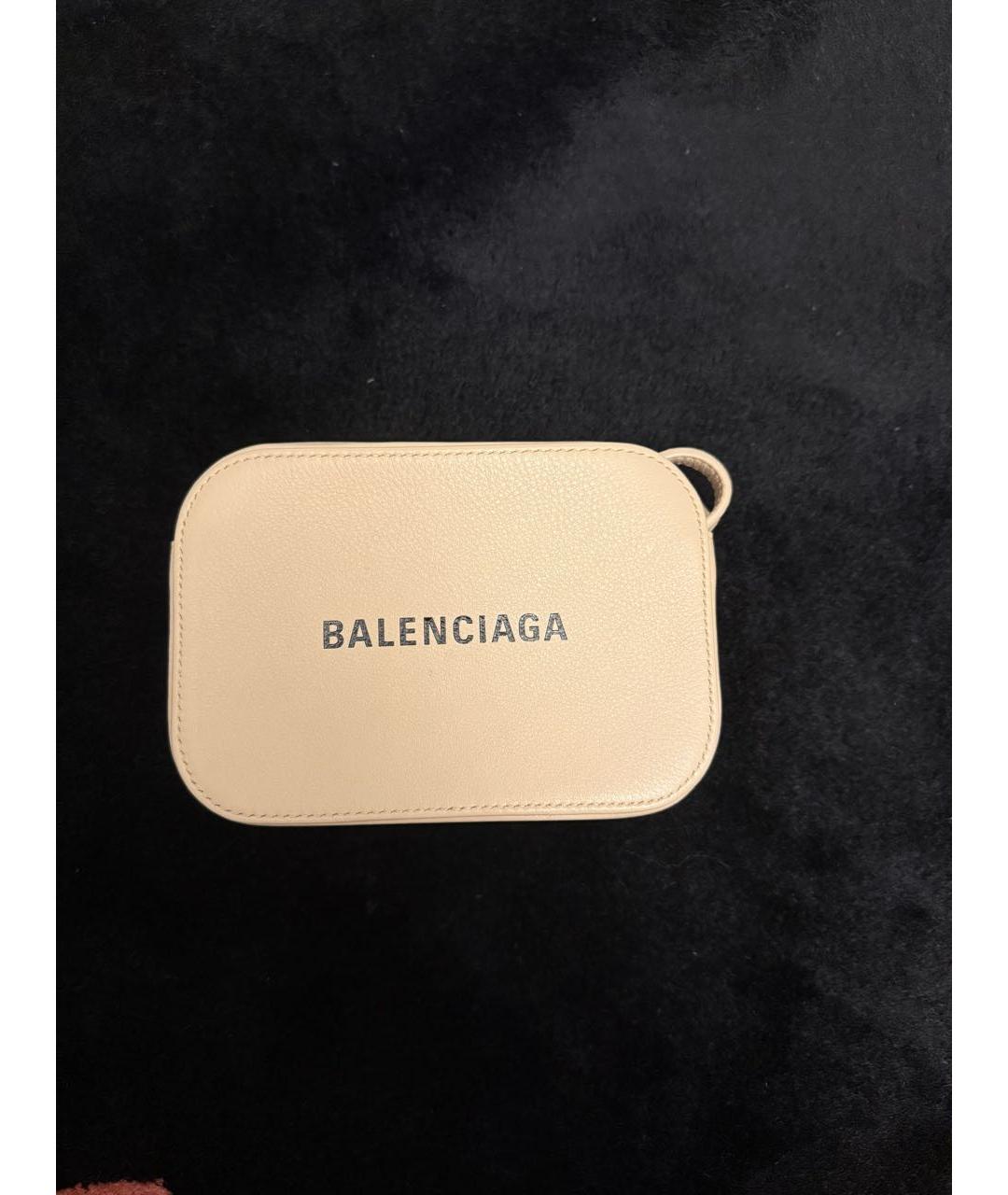 BALENCIAGA Бежевая кожаная сумка через плечо, фото 4